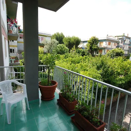 Apartment Riviera Massa By Interhome *